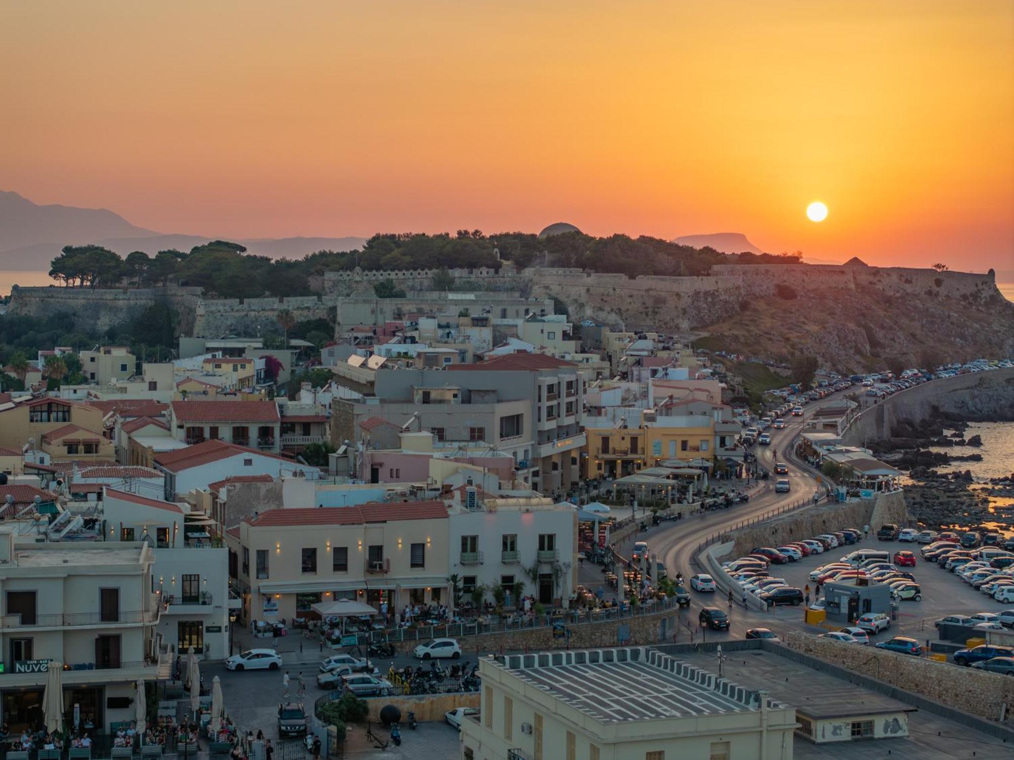 Rettimo Suites, Experience Luxury In The Heart Of Rethymno Exterior foto